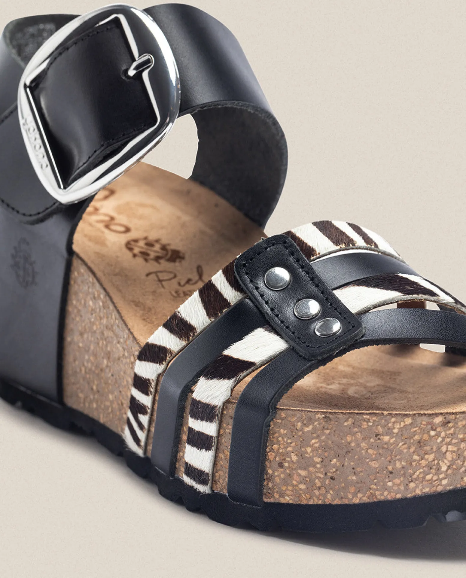 Sandalia Cuña Bari 304 Negro