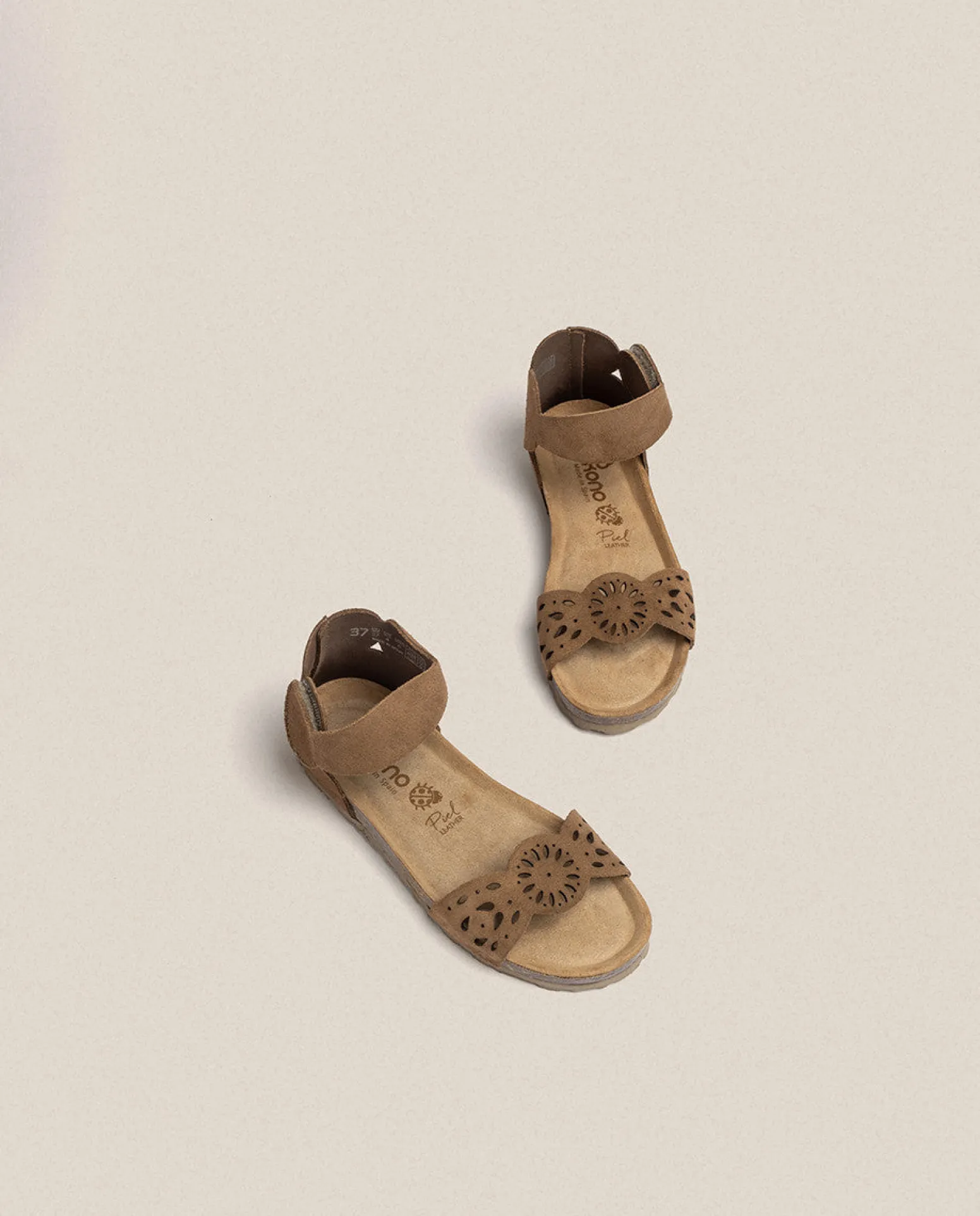 Sandalia Plana Villa 086 Marrón